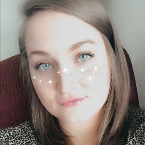 Meet your Posher, Monica